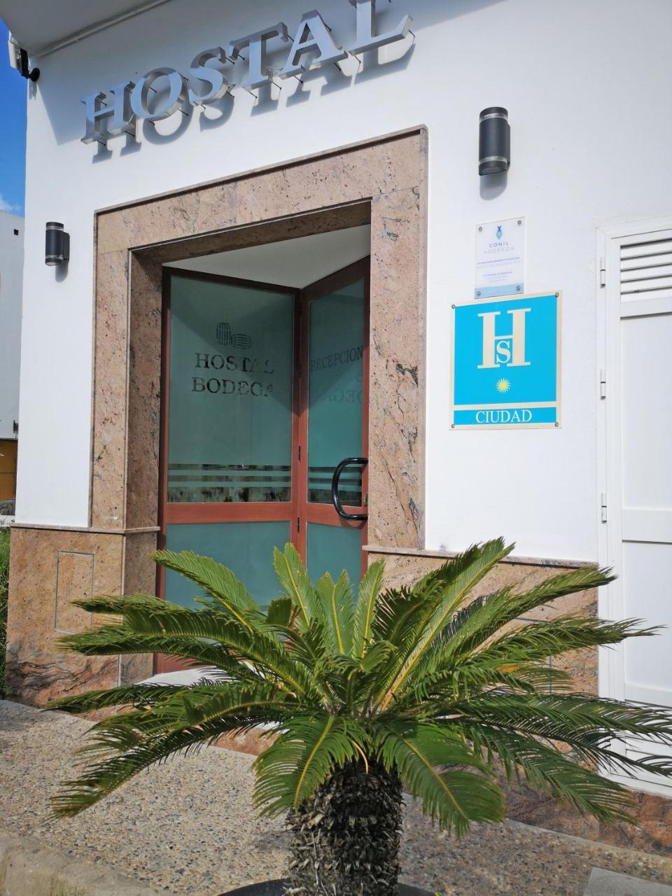Hostal Bodega Conil De La Frontera Exterior foto